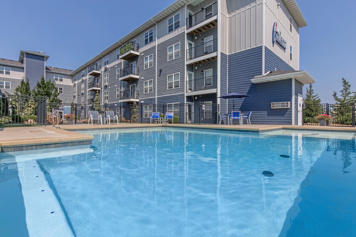 Los apartamentos Falcon - The Falcon of Southern Hills