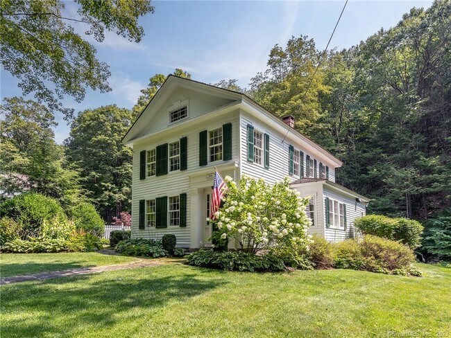 Building Photo - 1 Davenport Rd