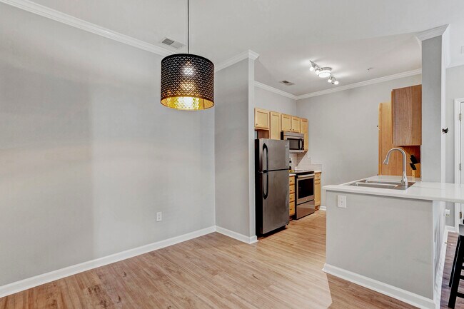 Building Photo - 801 Moratuck Dr