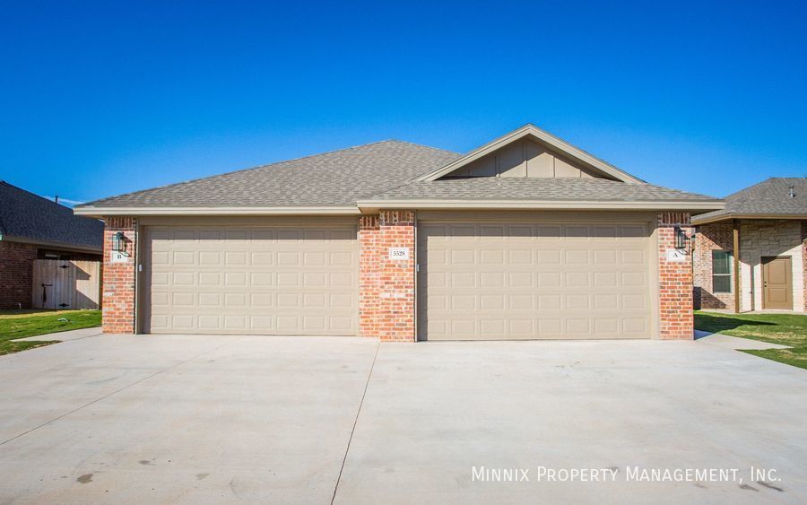 Foto principal - 5526 122nd St