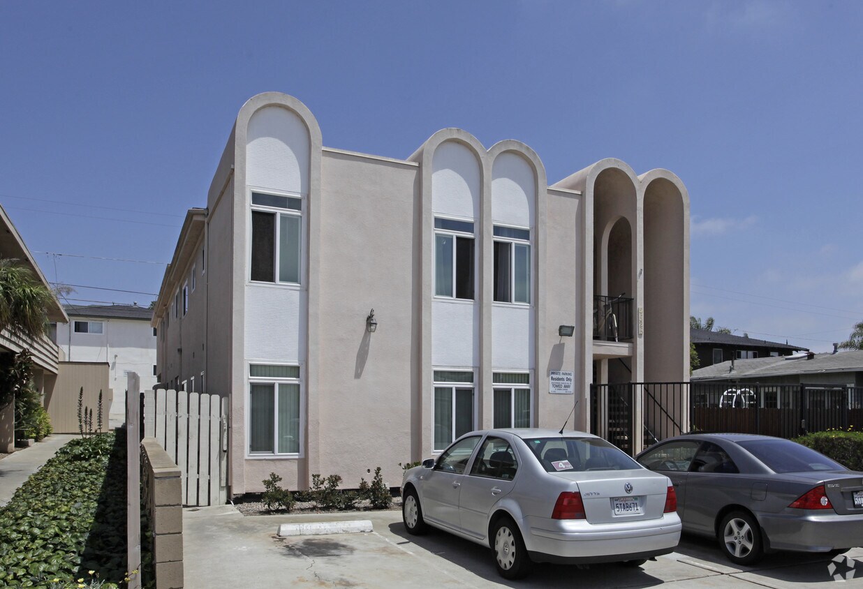 Building Photo - Texas Apartments