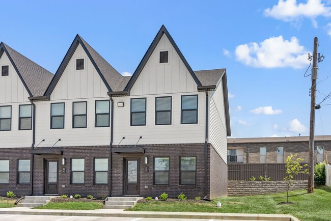 Interior Photo - Hickory Grove