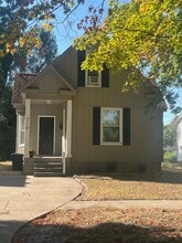 Building Photo - 510 W Vine St