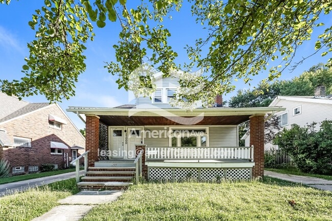 Building Photo - 17000 Melgrave Ave