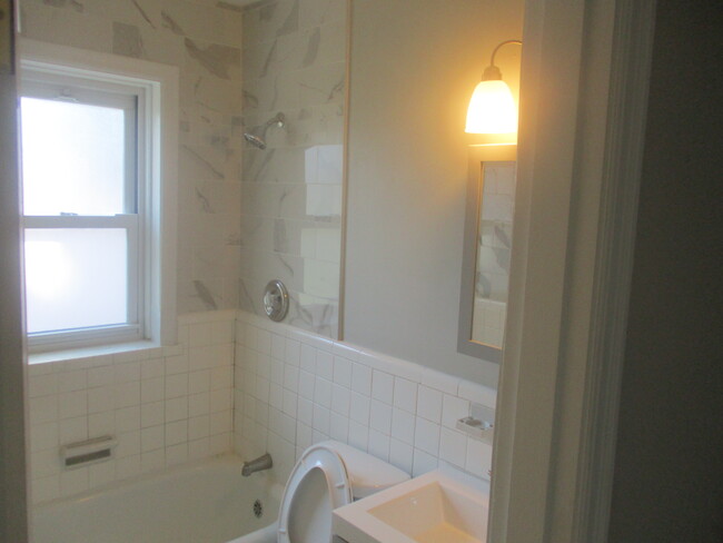 Bathroom - 1212 Wilmington Ave