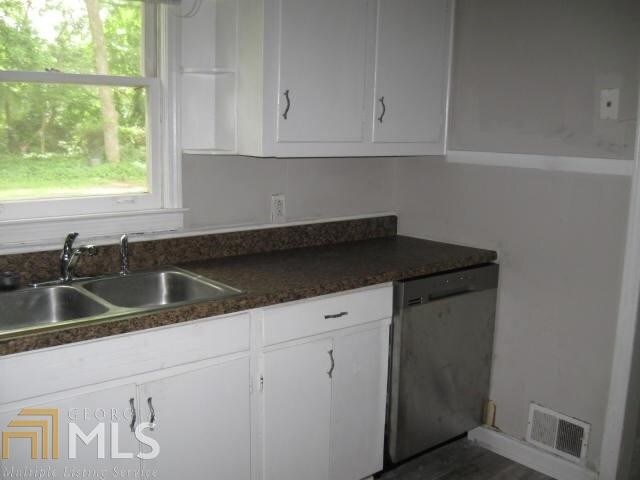 Building Photo - 2128 Morris Ave
