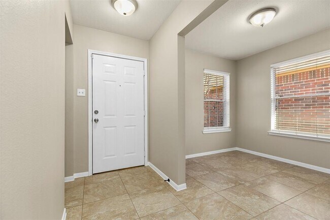 Building Photo - 12235 Innisfall Cir