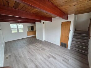 Building Photo - 27 9th St