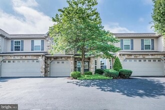 Building Photo - 6362 Mercury Dr