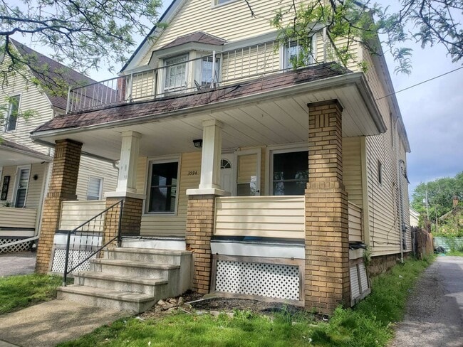 Building Photo - 3594 W 47th St