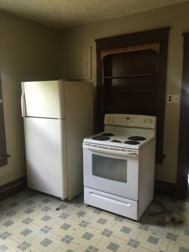 116 E Garfield Ave, New Castle, PA 16105 Condo for Rent in New Castle