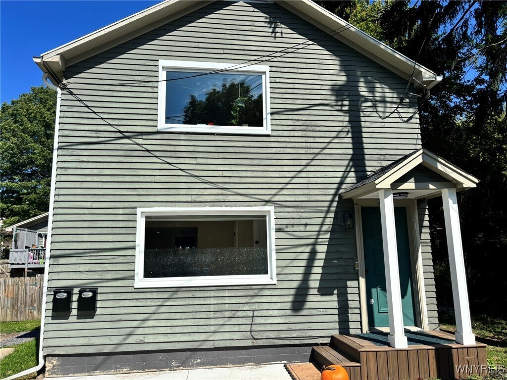 Foto principal - 706 Hilliker Ct