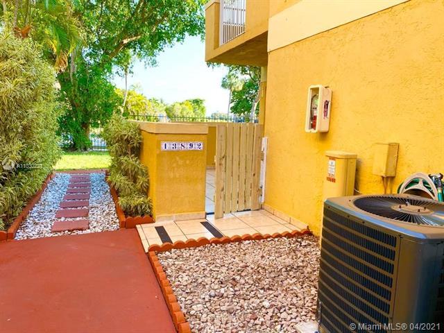 Foto del edificio - 13892 SW 65th Ter
