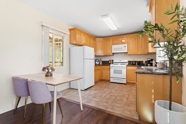 Foto del edificio - 1102 W 29th St