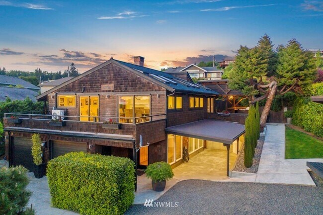 Foto del edificio - 37924 Hood Canal Dr NE