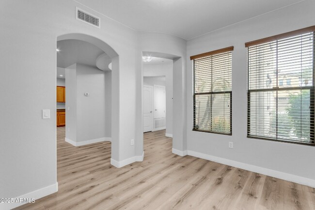 Foto del edificio - 4777 S Fulton Ranch Blvd