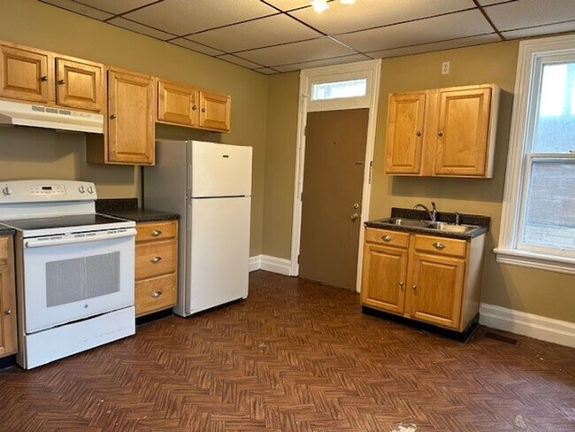 Building Photo - 36 N 19th St