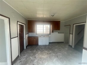 Building Photo - 202 N Ogden St