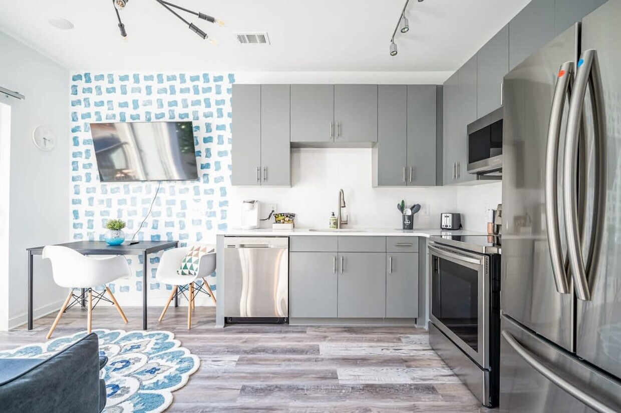 Foto principal - 542 Boulevard NE