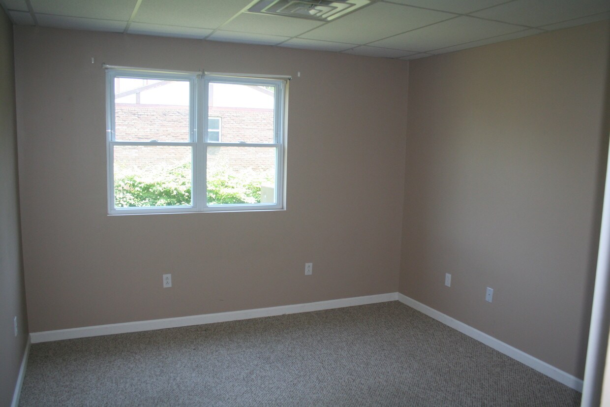 Bedroom - 3406 Collins Ferry Rd