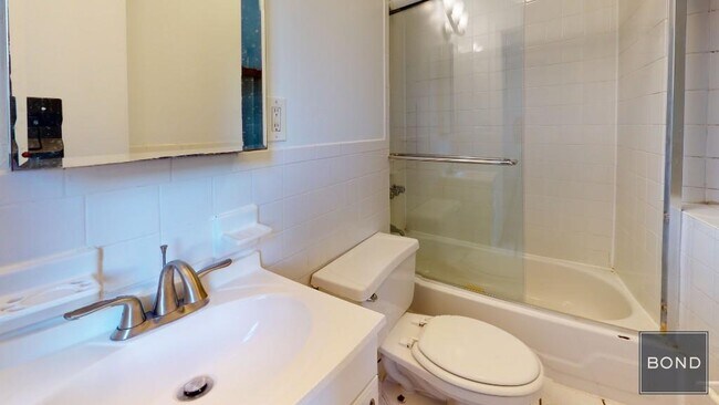 Foto del edificio - 307 E 77th St