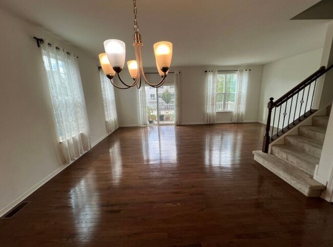 Foto del edificio - 4014 Pompton Ct