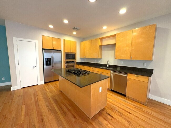 Foto del edificio - 4106 Spencer St