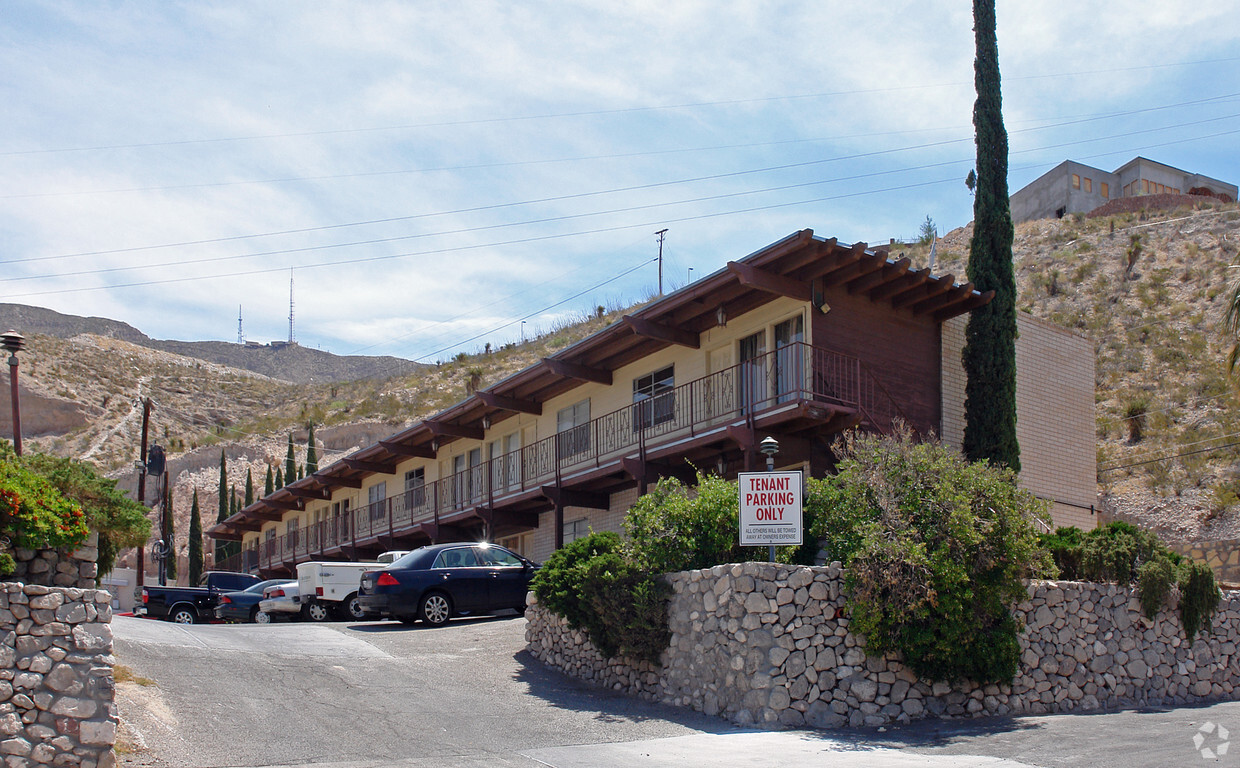 Posada Del Rey Apartments