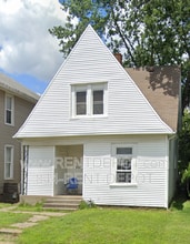 Building Photo - 510 E Franklin St