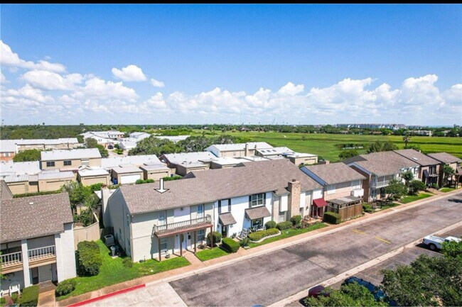 Foto del edificio - 11 Rock Creek Dr