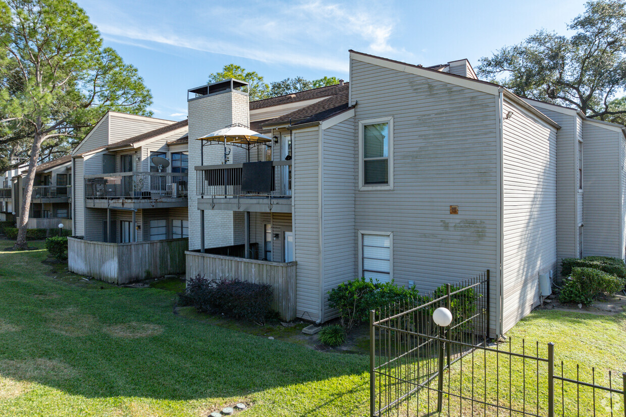 9707 Avenida Richmond - Doma Chase