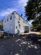 Building Photo - 143 Jackson Ave
