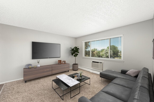 Interior Photo - Laredo House Apartments - beautiful and quiet location