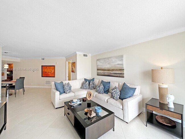 Foto del edificio - 3000 N Ocean Dr