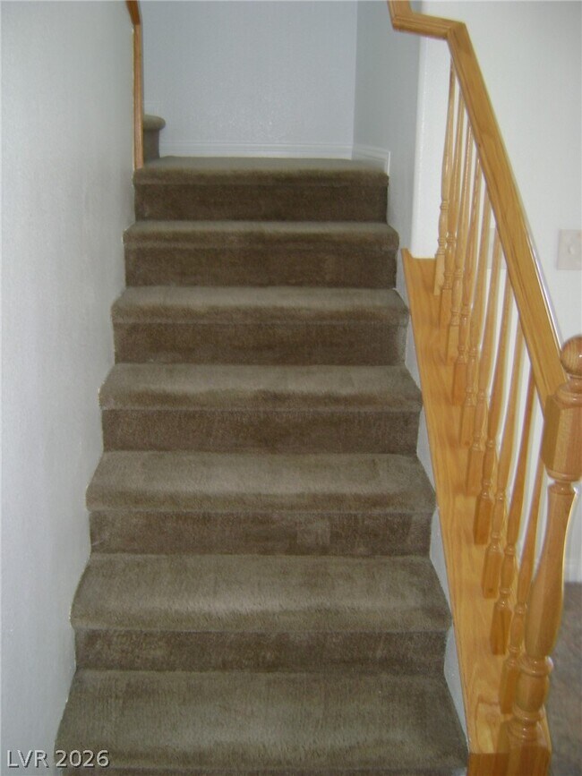 Building Photo - 5365 Fairbranch Ln