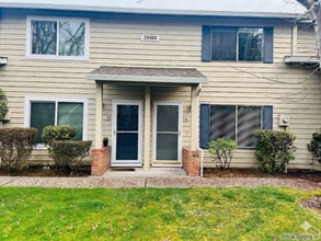 Building Photo - 29460 SW Volley St