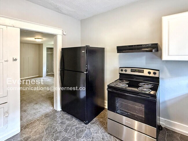 Foto del edificio - 8231 5th Ave N