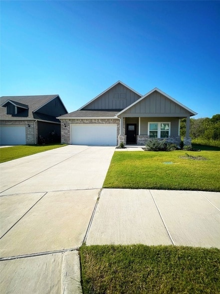 Building Photo - 4702 Deadwood Dr