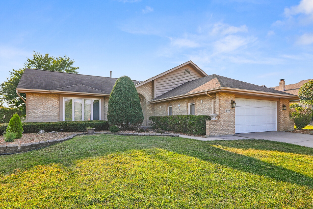 Primary Photo - 17332 Grange Dr