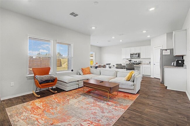 Building Photo - 18517 Cremello Dr