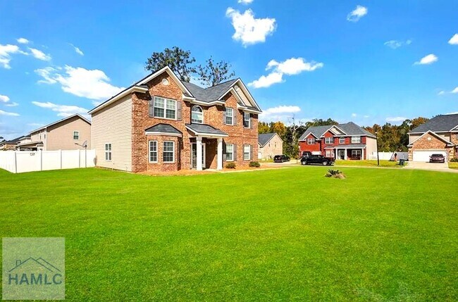 Building Photo - 763 English Oak Dr
