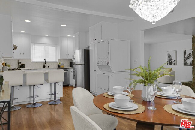 Foto del edificio - 6740 Springpark Ave