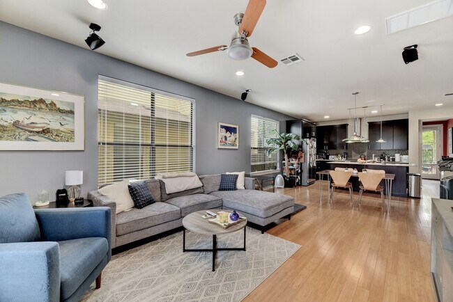 Building Photo - 1207 Blair Way