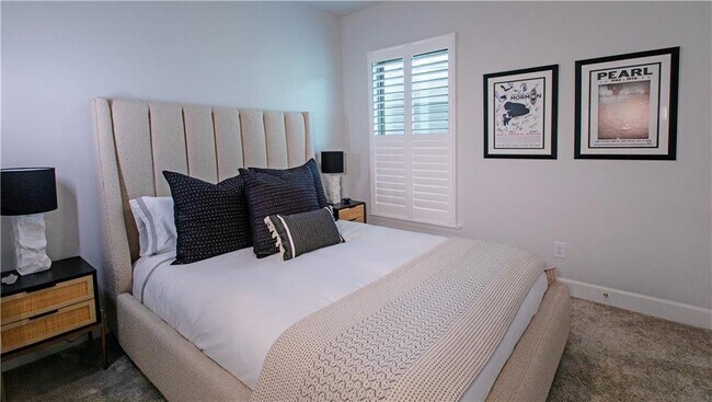 Foto del edificio - 5687 Villa Crest Dr