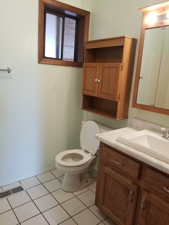 Foto del edificio - 6862 Femmer St