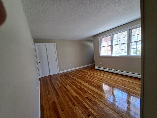 Building Photo - 71 West Street