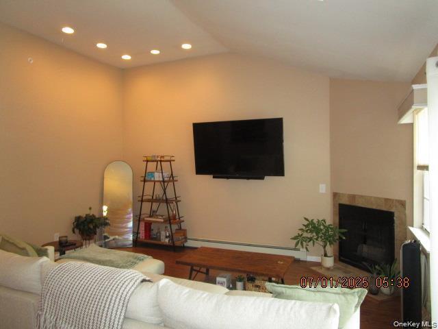 Foto del edificio - 28 Lexington Hills Rd