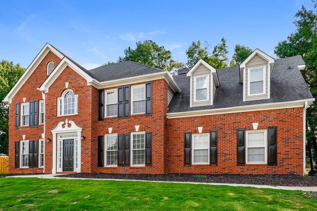 Building Photo - 186 Championship Ct