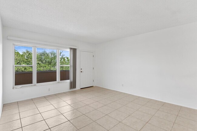 Front Door into Living Room - 2287 Philippine Dr