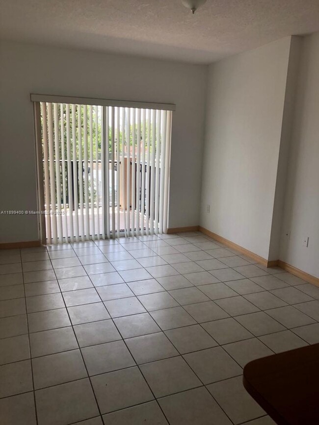 Foto del edificio - 3410 Coral Wy